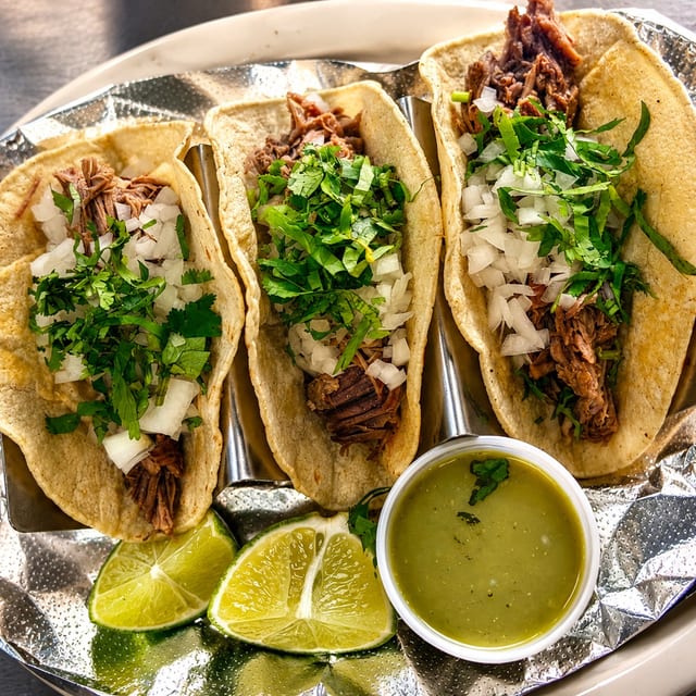 Tacos de Carnitas.