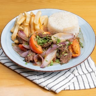 Lomo Saltado