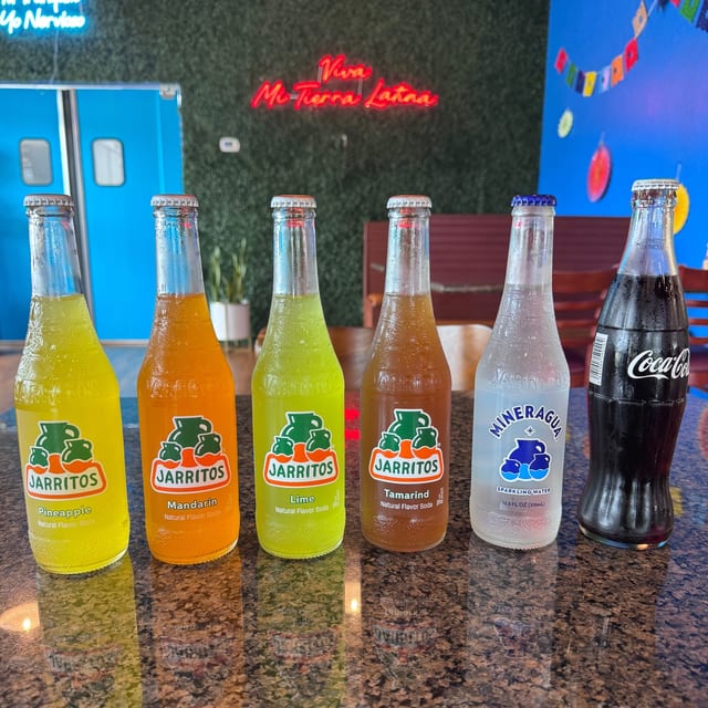 Jarritos.