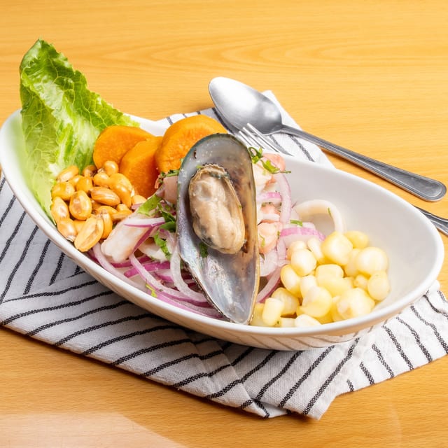 Ceviche de Mariscos.